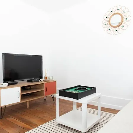 Coeur De Les Bains - 2 Pieces Lumineux Et Chaleureux - 15 Min De Paris Enghien-les-Bains