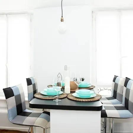Apartment Coeur De Les Bains - 2 Pieces Lumineux Et Chaleureux - 15 Min De Paris Enghien-les-Bains