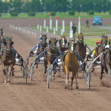 Coeur De Les Bains - 2 Pieces Lumineux Et Chaleureux - 15 Min De Paris * Enghien-les-Bains